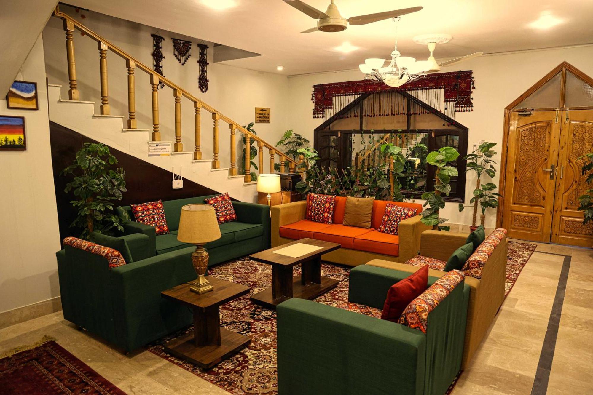Oak Residency Hotel Gilgit Eksteriør billede