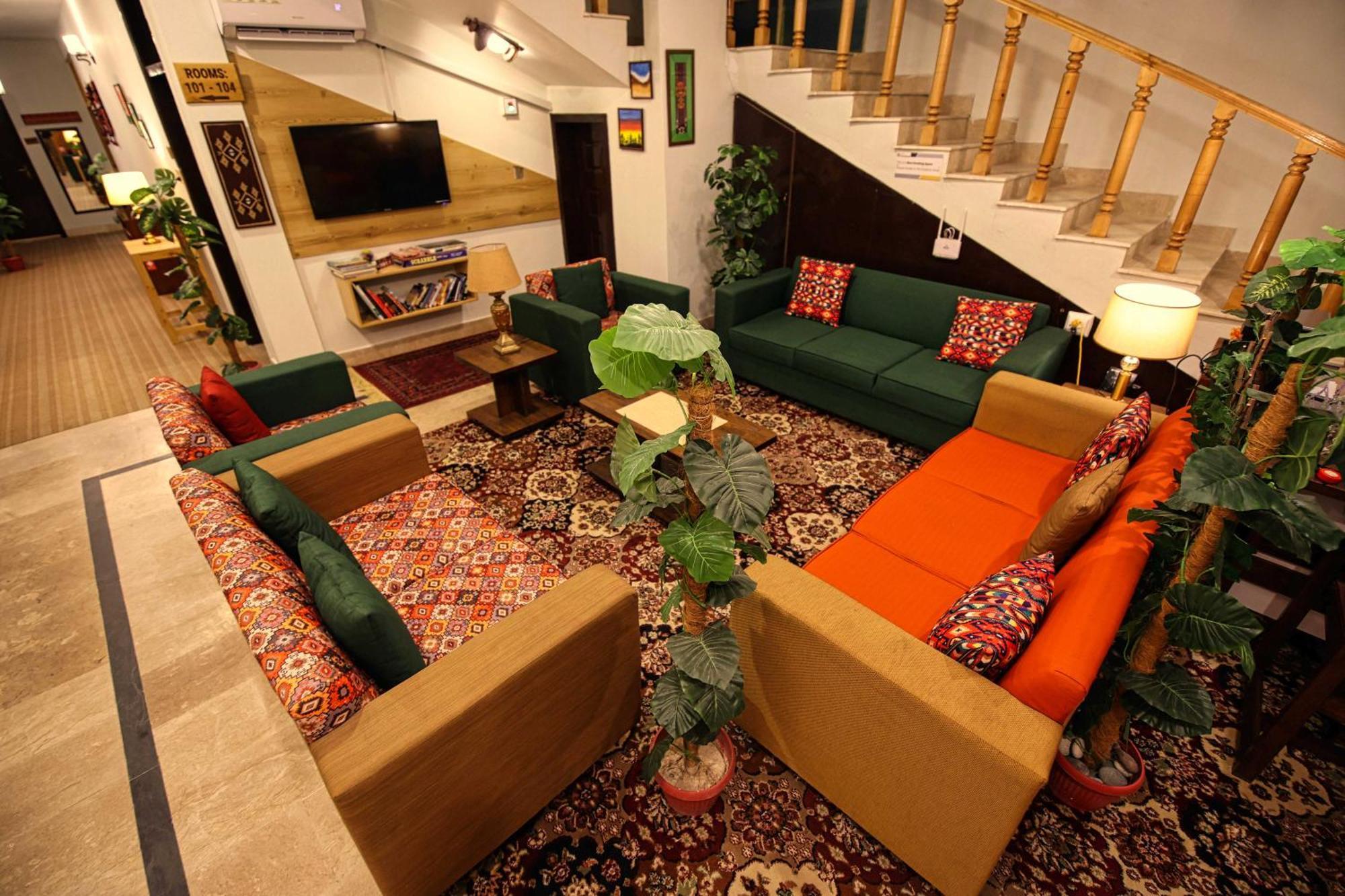 Oak Residency Hotel Gilgit Eksteriør billede