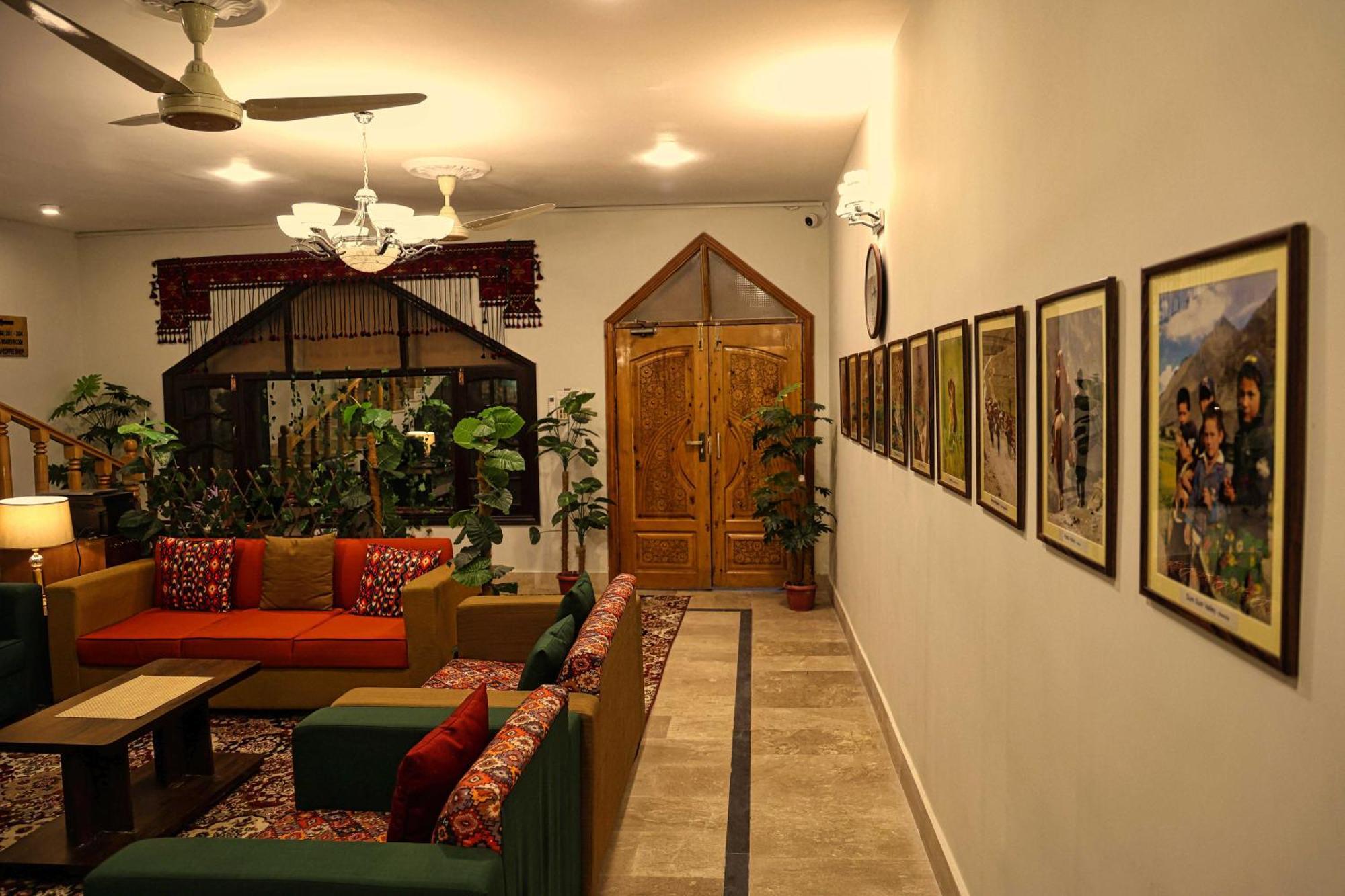 Oak Residency Hotel Gilgit Eksteriør billede