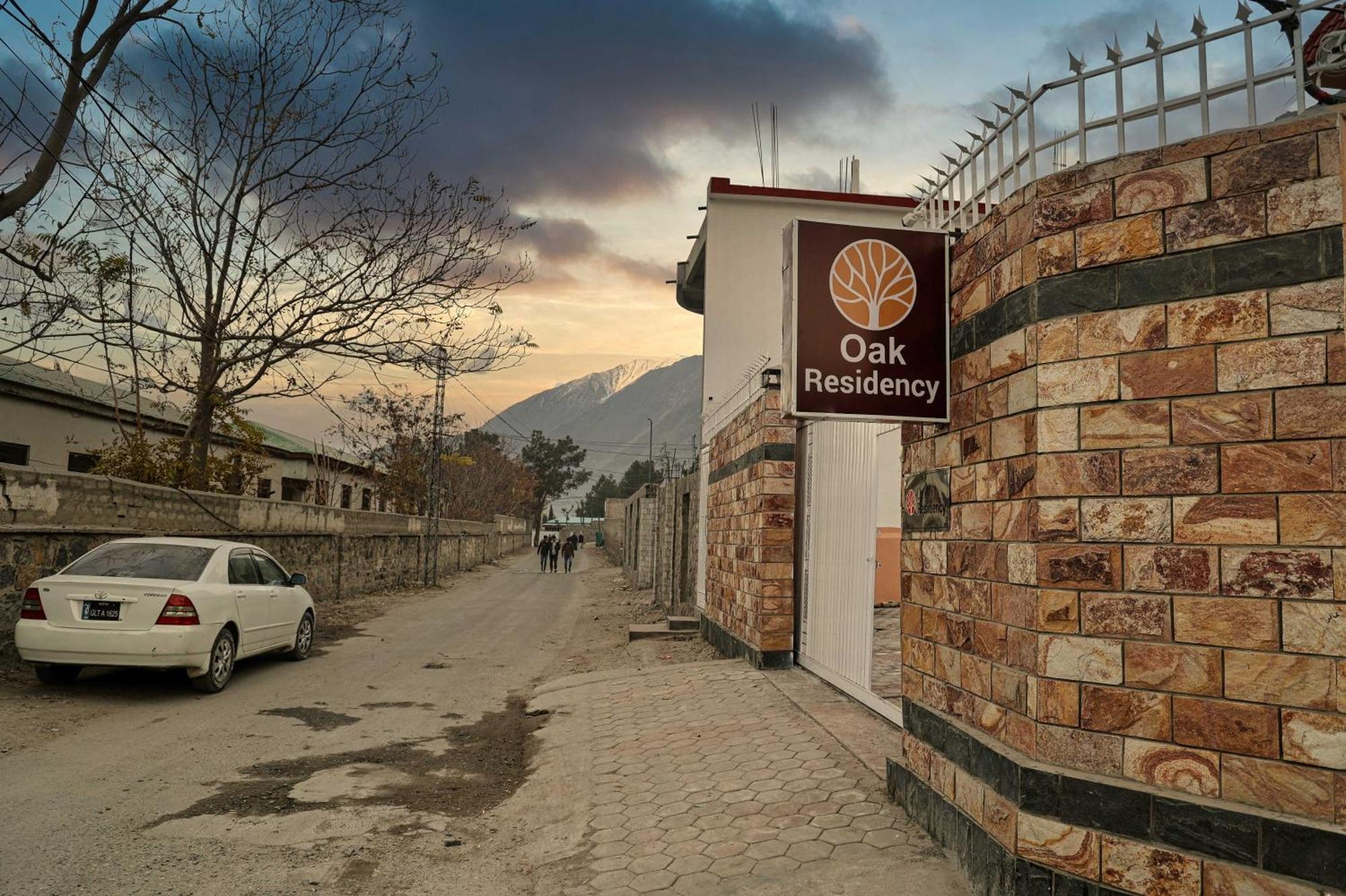 Oak Residency Hotel Gilgit Eksteriør billede