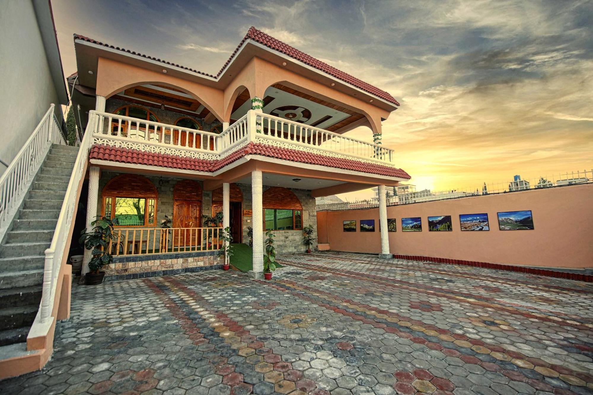 Oak Residency Hotel Gilgit Eksteriør billede